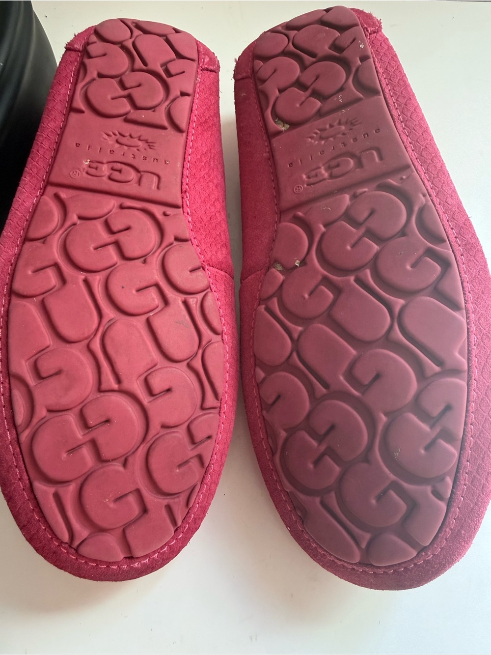 UGG Dakota size 8 Pink Satin-Bow Shearling Moccasins - Picture 7 of 8
